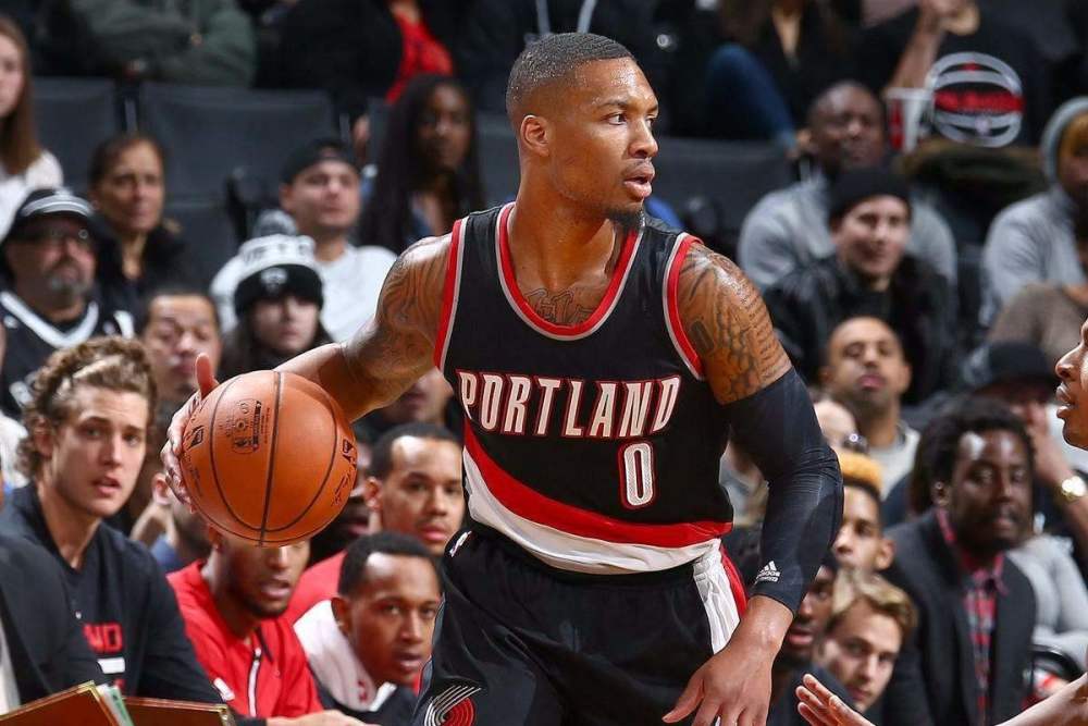 德希望通过 德希望通过