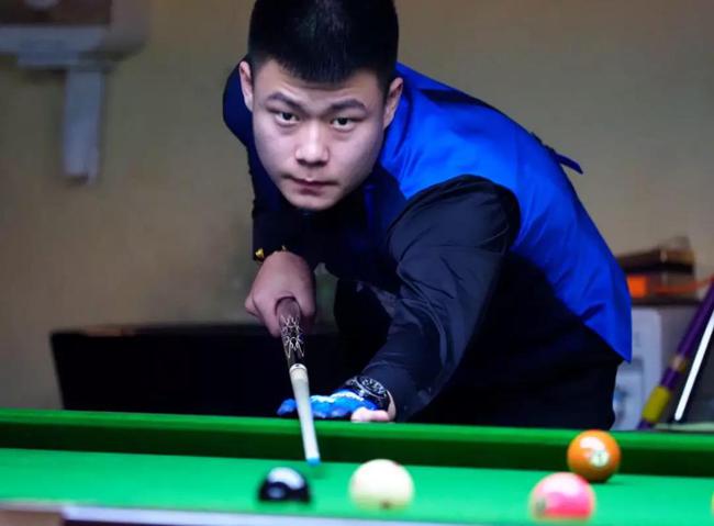 一个细微的 一个细微的