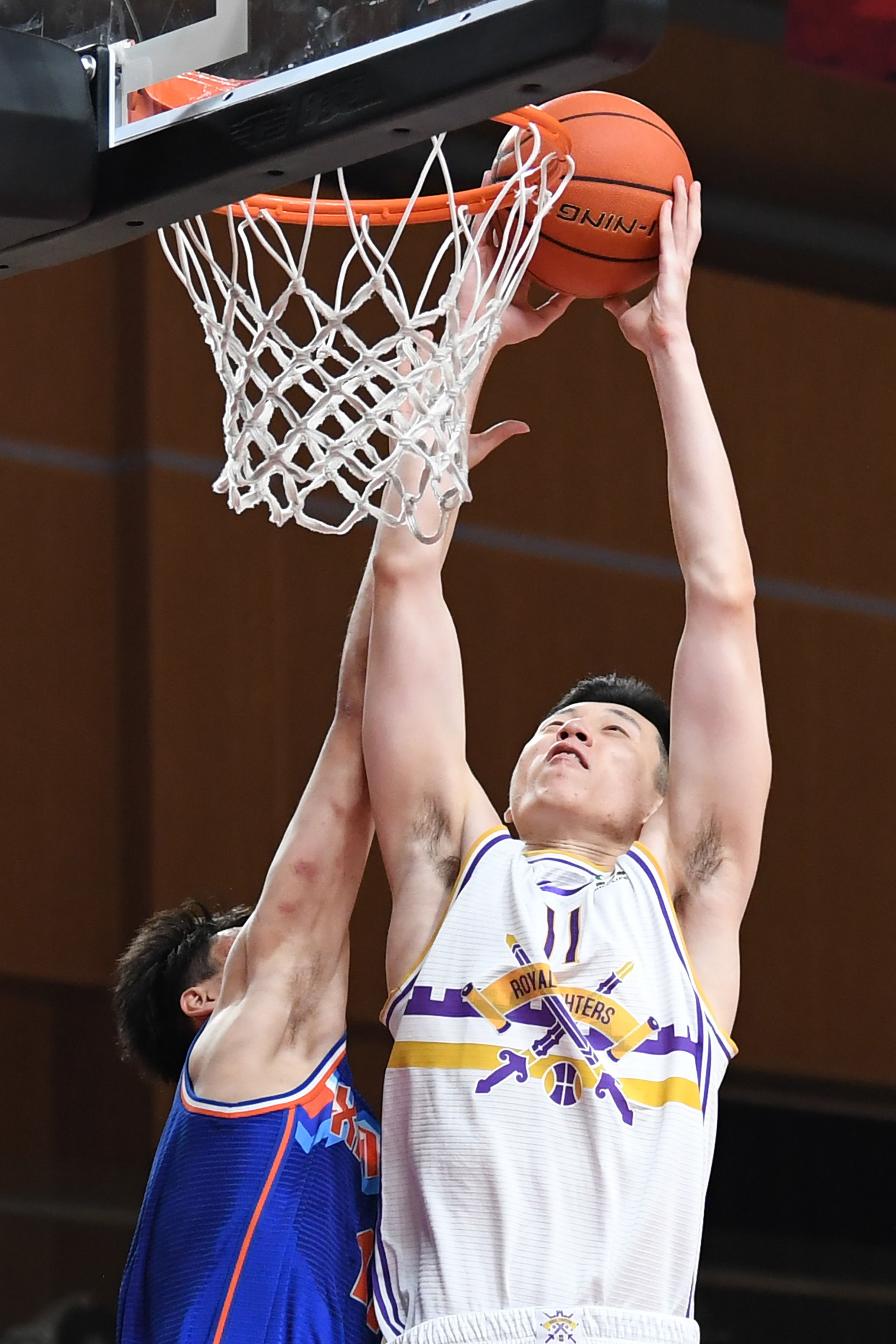 赛场上的黄 赛场上的黄