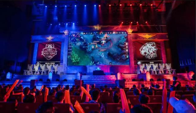 面對過去兩 面對過去兩